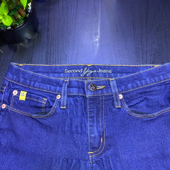 SECOND YOGA Jeans - Picture 3 of 7